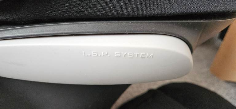 Cybex Aton B2 i-Size Infant Carrier Car Seat with Isofix Base