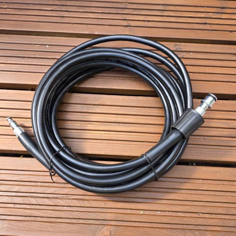 Pressure washer hose