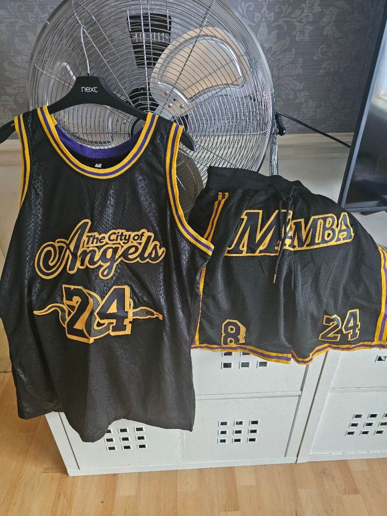 Basketball kit 