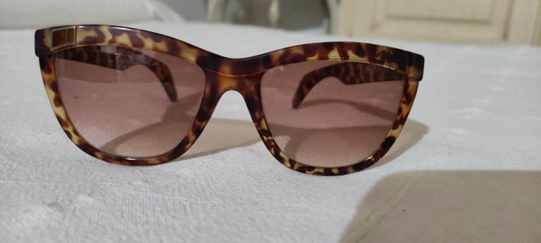 Vintage Sunglasses 