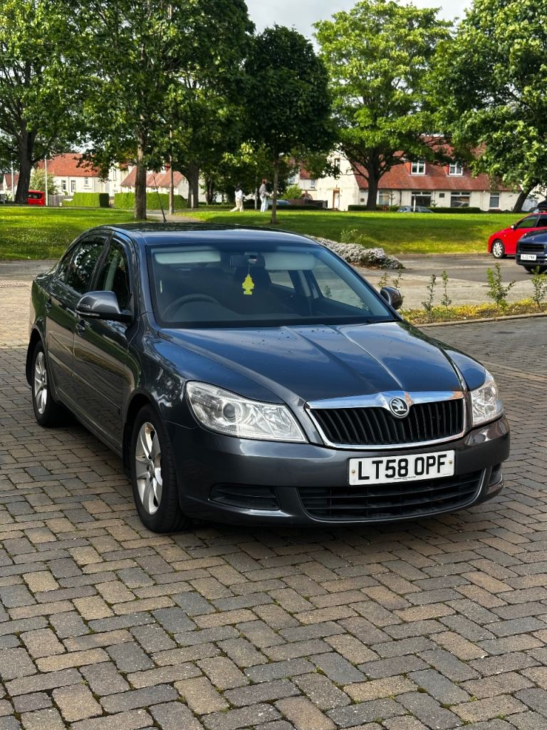 Skoda, OCTAVIA, Hatchback, 2009, Semi-Auto, 1896 (cc), 5 doors