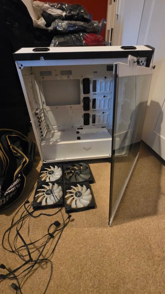 PC Gaming Case with Fans – Good Condition