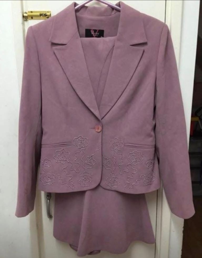 Ladies suit 