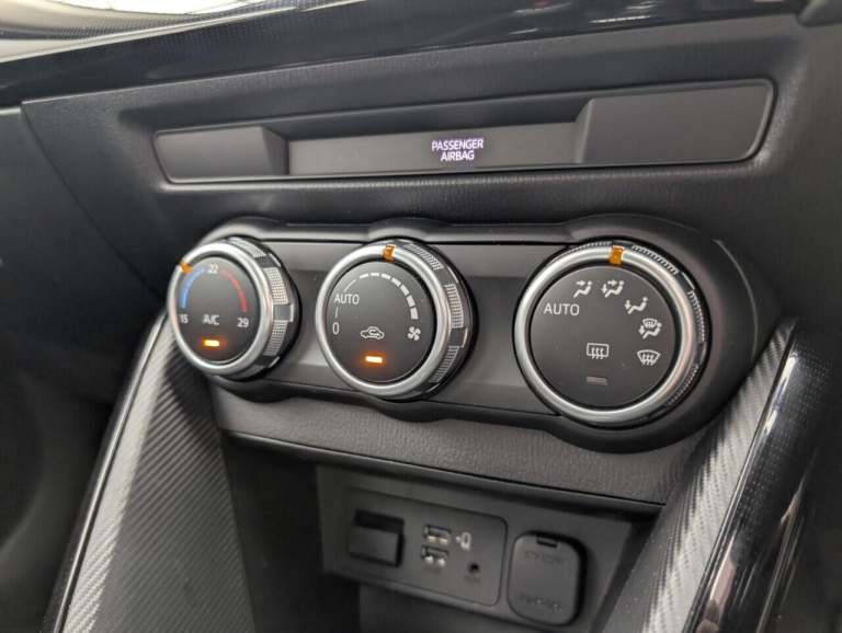 2022 Mazda Mazda2 1.5 e-SKYACTIV G MHEV MHEV SE-L Hatchback 5dr Petrol Manual Euro 6 (s/s) (9 HAT...