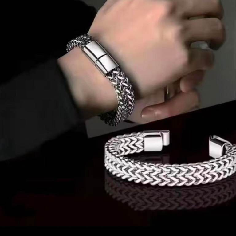 Mens Stainless Steel non tarnish Bracelet