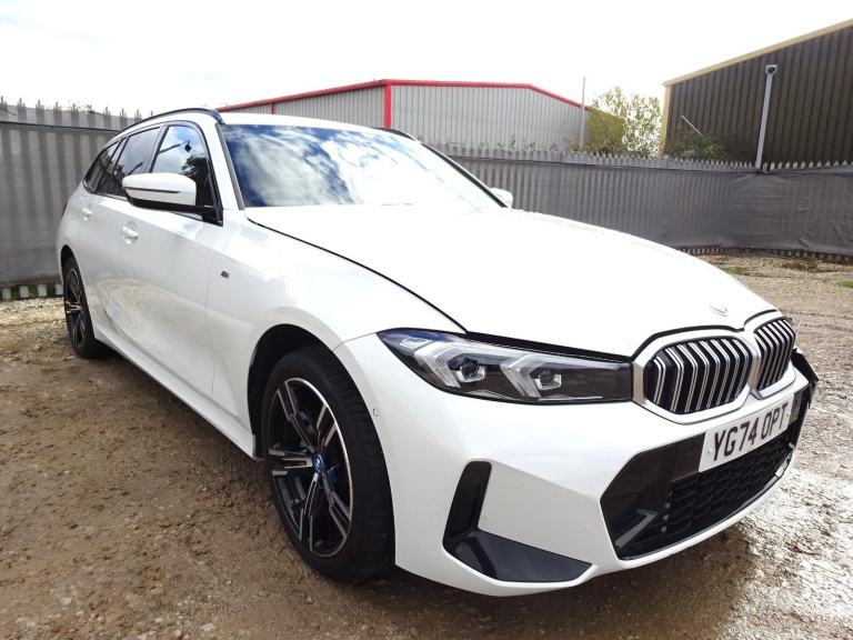 image for 2024 74 REG BMW 3 SERIES 330E M SPORT HYBRID AUTO ESTATE DAMAGED SALVAGE