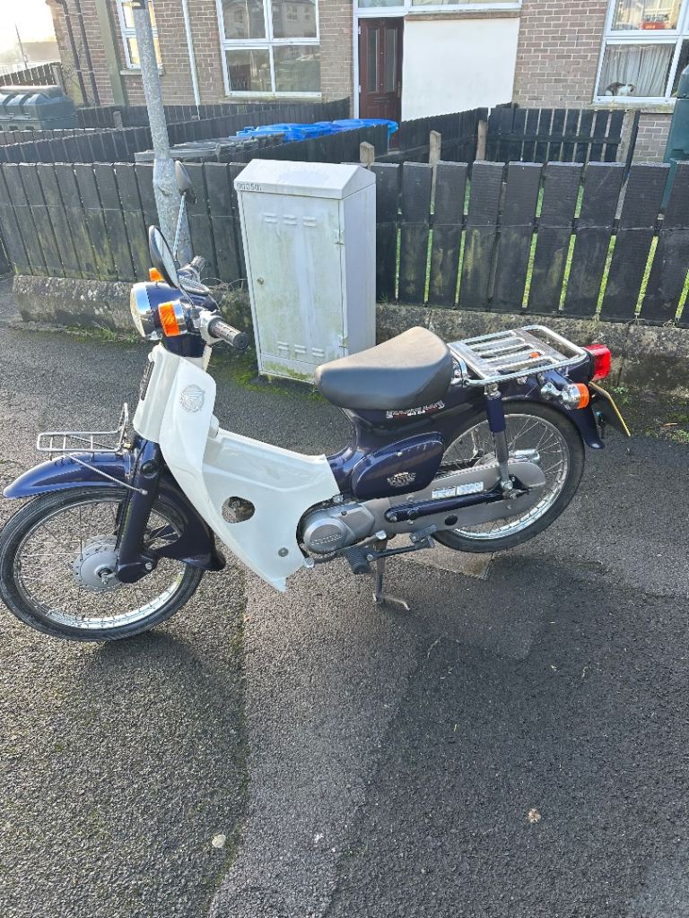 Honda C50 Super Cub, 2000, 50 (cc) C90 C70