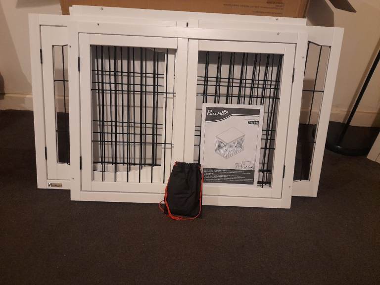 New Pawhut dog crate end table