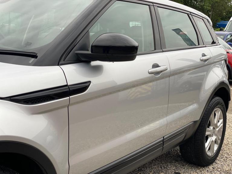 2017 Land Rover Range Rover Evoque 2.0 eD4 SE Tech FWD Euro 6 (s/s) 5dr ESTATE Diesel Manual