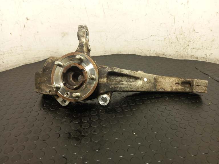 Landrover Defender Wheel Hub Stub Axle N/S 2019-2026 3.0l Unknown Front Lh