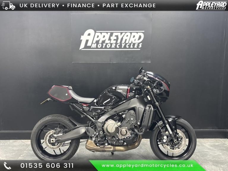 YAMAHA XSR 900