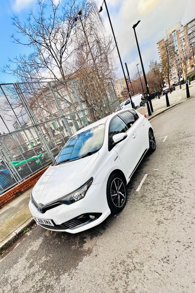 Toyota Auris Hybrid 2018 (68 Plate) | PCO Ready | Full Toyota Service History 