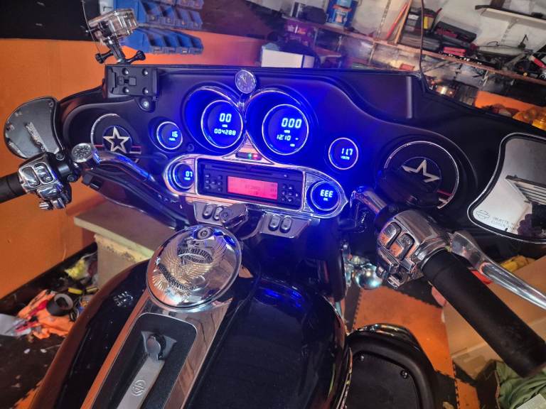 Harley-Davidson, TOURING ELECTRA GLIDE, 2013, 1690 (cc)