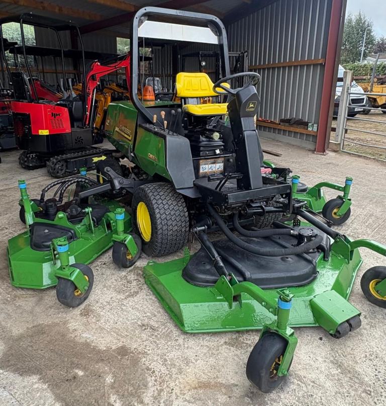 John Deere Batwing Diesel Mower John Deere Batwing 