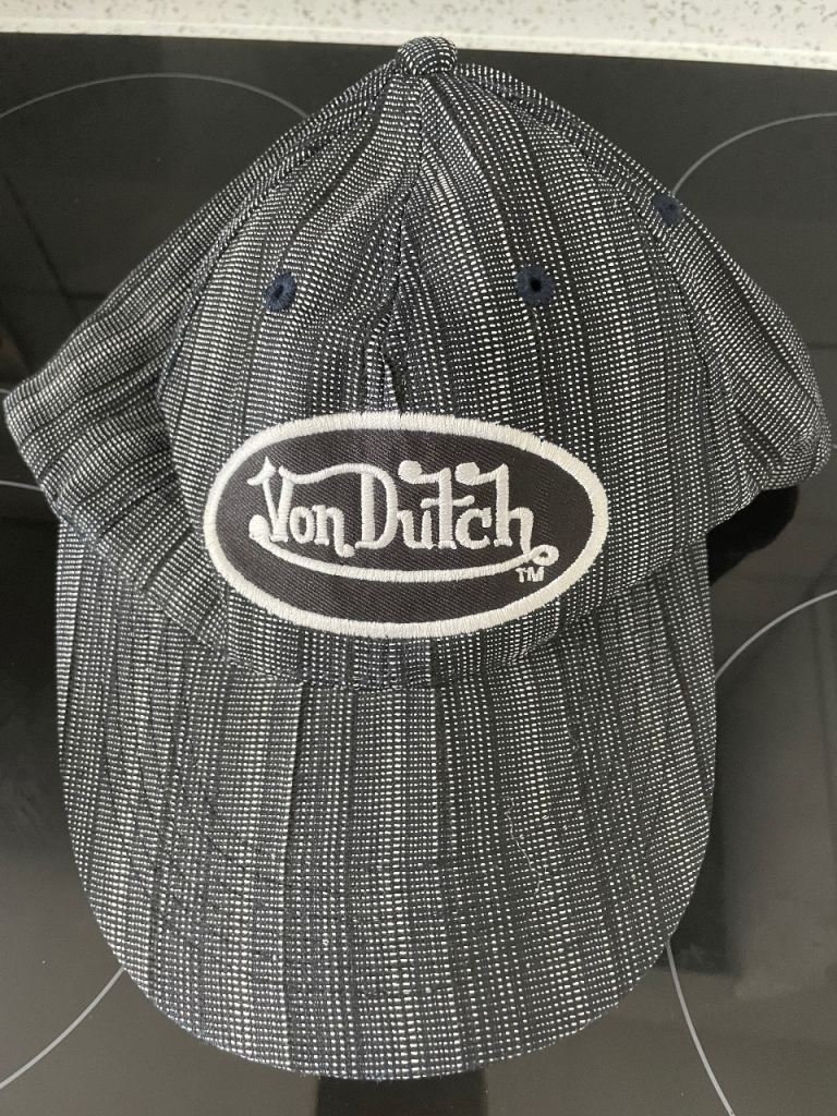 baseball caps, hats originals from the 90's, Ferrari, von dutch, suzuki, nike, fun animal, poms