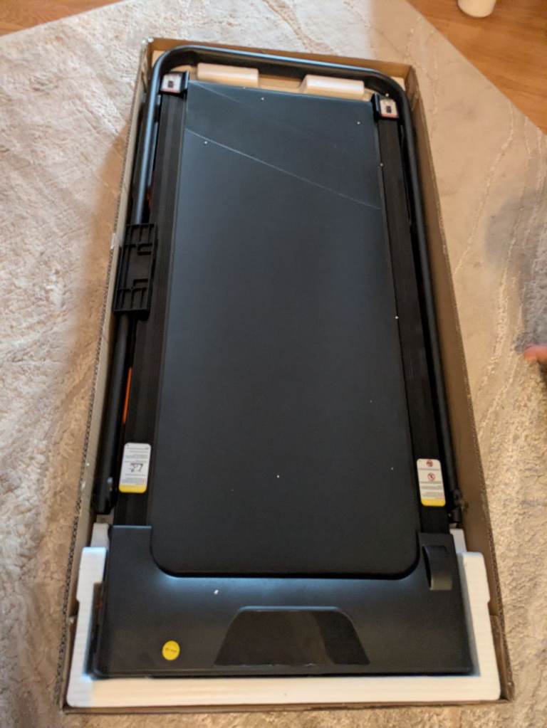 Brand new readmill - Requires new electric Board