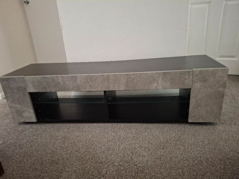 Tv unit