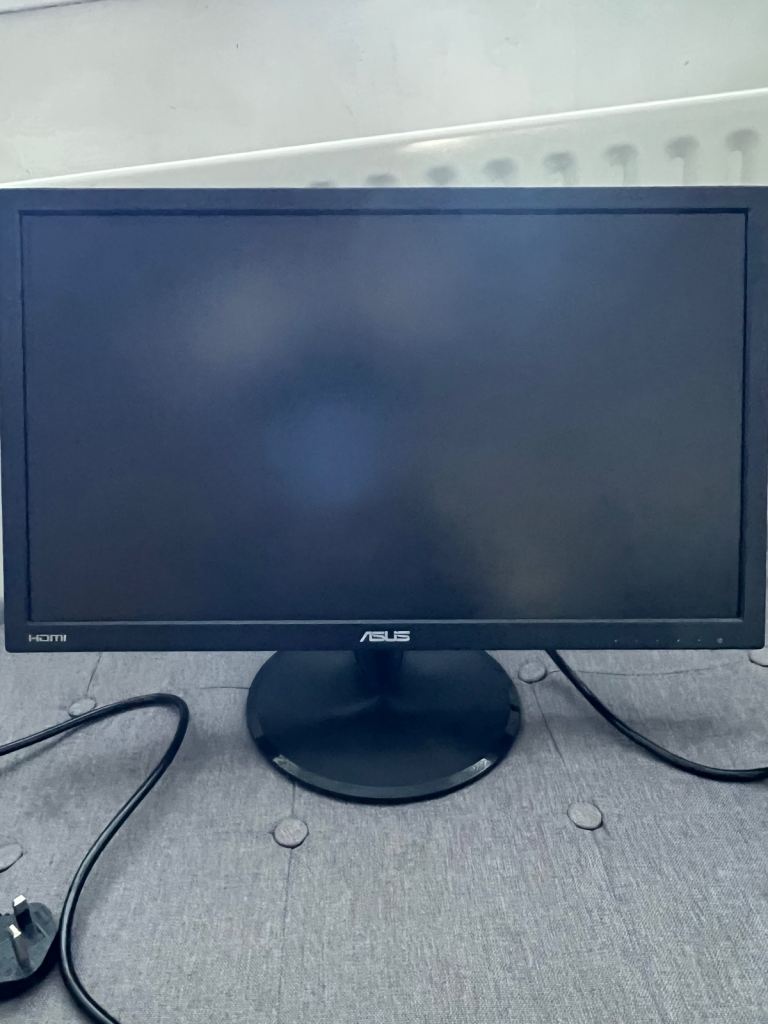 ASUS VP228 21.5" Full HD Monitor, Good Condition