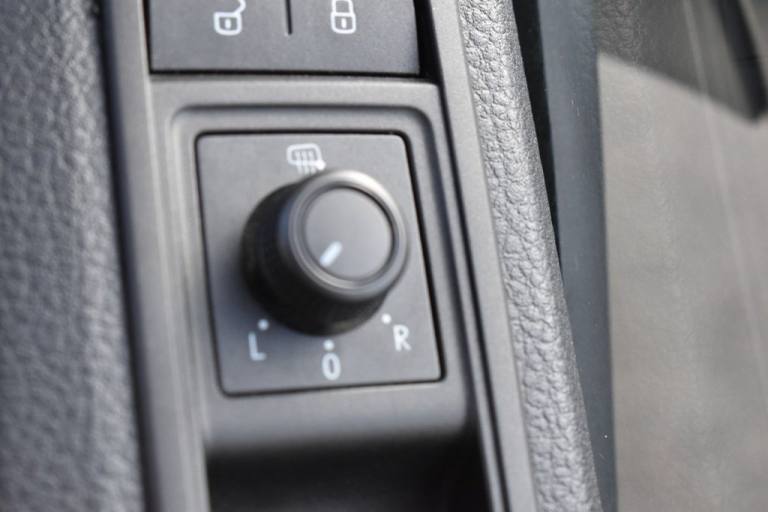 2018 18 VOLKSWAGEN TRANSPORTER 2.0 TDI T32 BLUEMOTION TECH HIGHLINE KOMBI DOUBLE