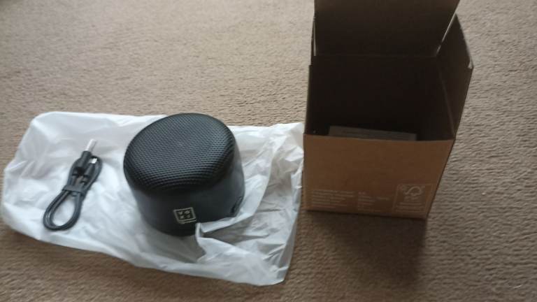  **Brand new** 'VOXI' Wireless Speaker