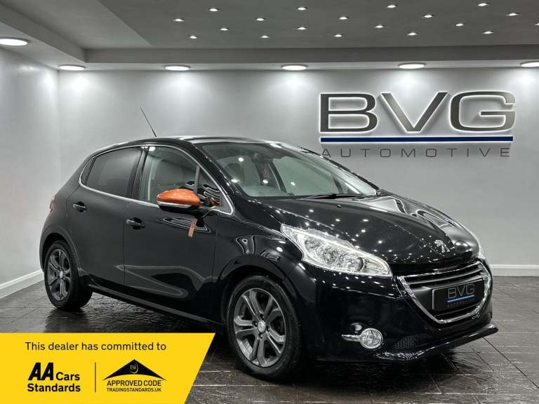  Peugeot 208 1.2 VTi Roland Garros Euro 5 5dr Petrol Manual