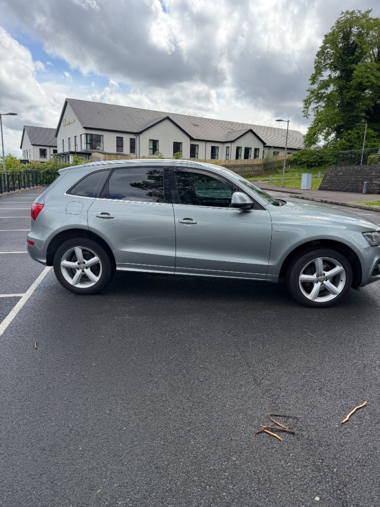 Audi, Q5, Estate, 2010, Manual, 1968 (cc), 5 doors