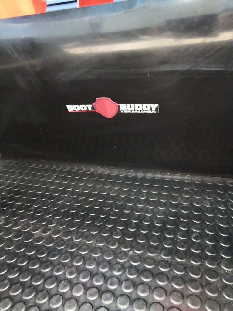 Subaru outback boot liner