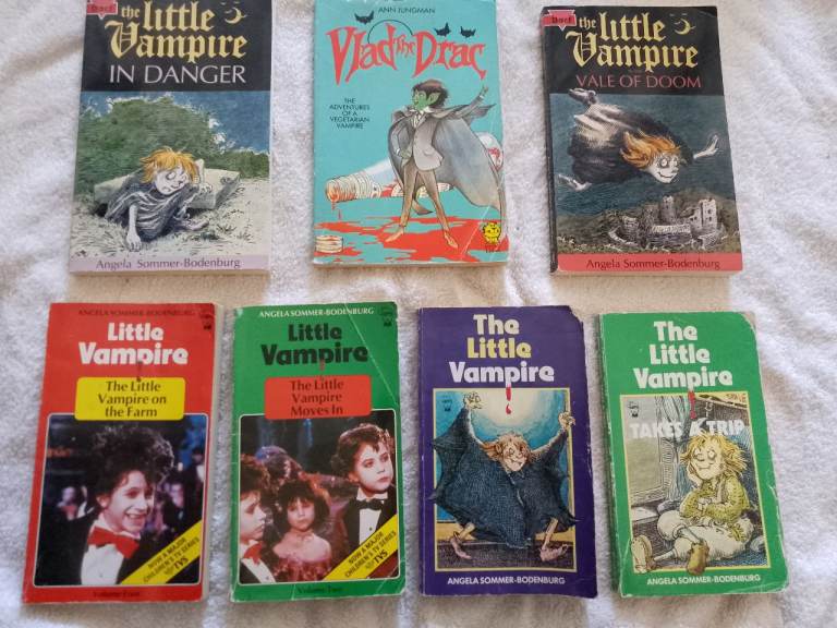 THE LITTLE VAMPIRE - ANGELA SOMMER-BODENBURG 6 X PAPER BACK + 1 VLAD THE DRAC