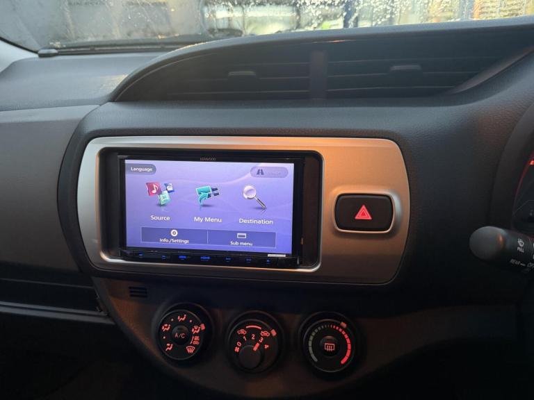 2014 Toyota Yaris 1.0 VVT-i Multidrive S 5dr ULEZ Hatchback Petrol Automatic