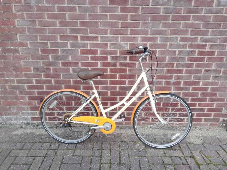 image for Dawes ladies city bike 