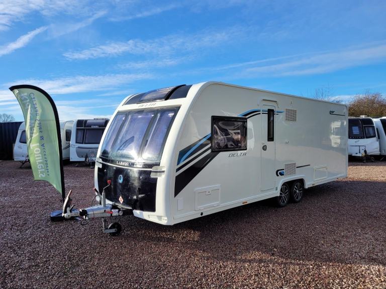 Lunar Delta TI 2017 Twin Axle 4 Berth - Transverse Fixed Island Bed, AL-KO ATC