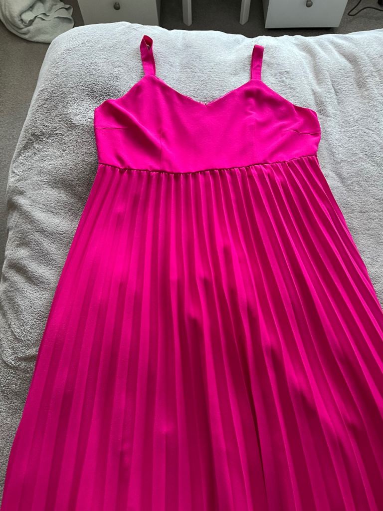 Wallis Occasion mid calf dress with a lace type overtop. 