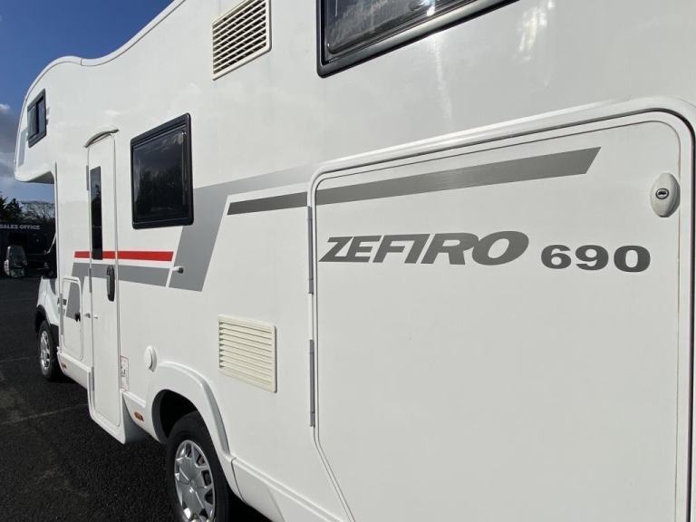 2021 (71) ROLLER TEAM ZEFIRO 690 FAMILY MOTORHOME