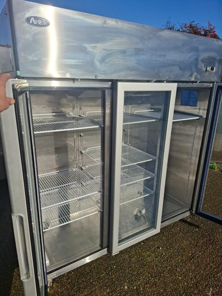 Commercial fridge 