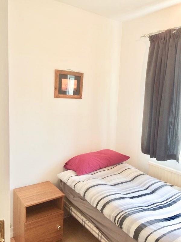 Single room to rent