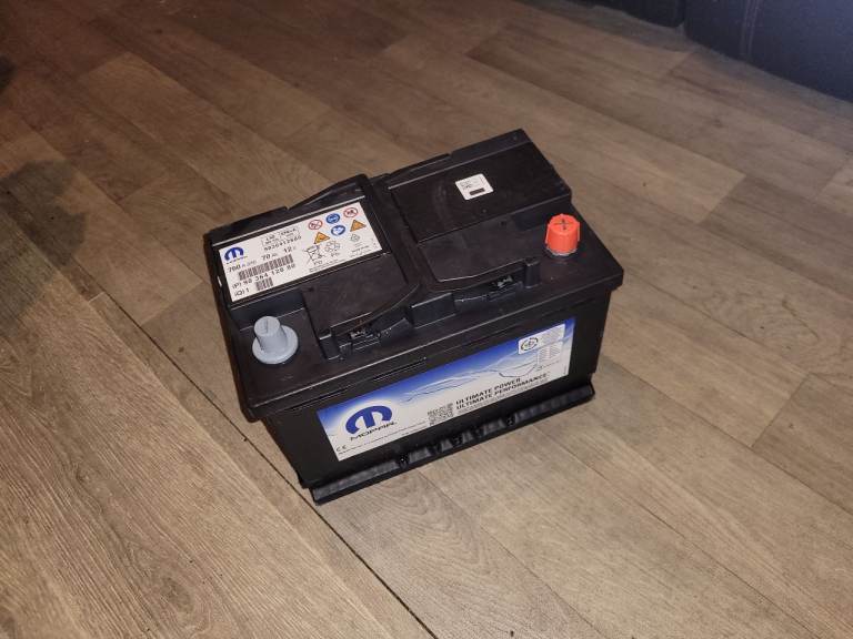 Car battery AGM stop start 70ah a class BMW Audi A1 A3 VW Golf