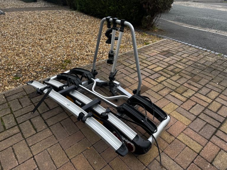 Thule Euro 929-2981 bike rack - suitable for four bikes!