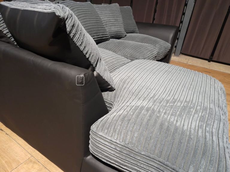 Corner Sofa - Grey/Black.