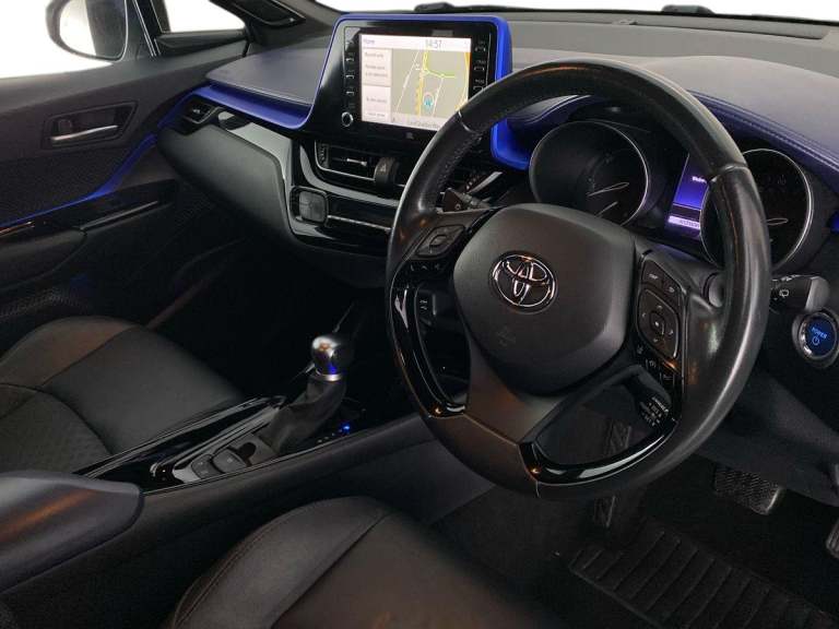 2020 Toyota C-HR 1.8 Hybrid Dynamic 5dr CVT HATCHBACK PETROL/ELECTRIC Automatic