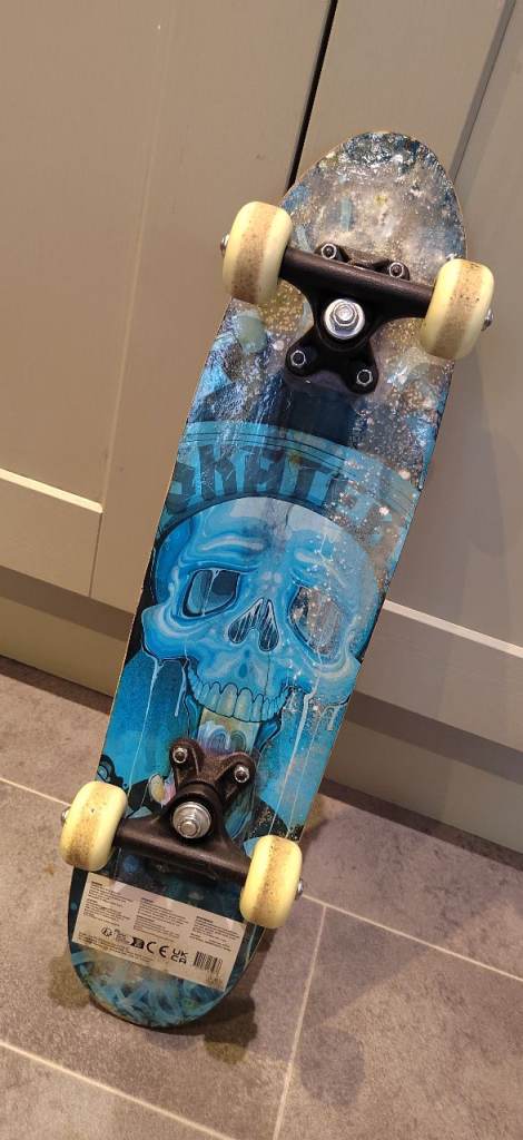 image for SKATEBOARD SMALL