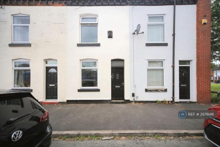 2 bedroom house in Alexandra St, Wigan, WN5 (2 bed) (#2976146)