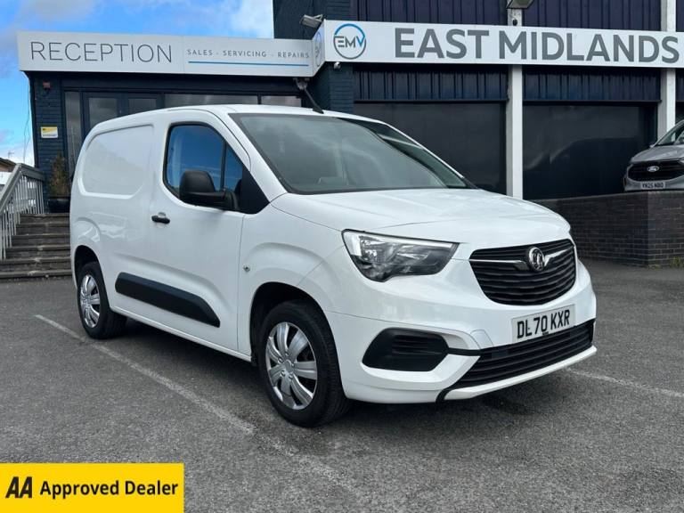 2020 Vauxhall Combo 2300 1.5 Turbo D 100ps H1 Sportive Van PANEL VAN DIESEL Manual