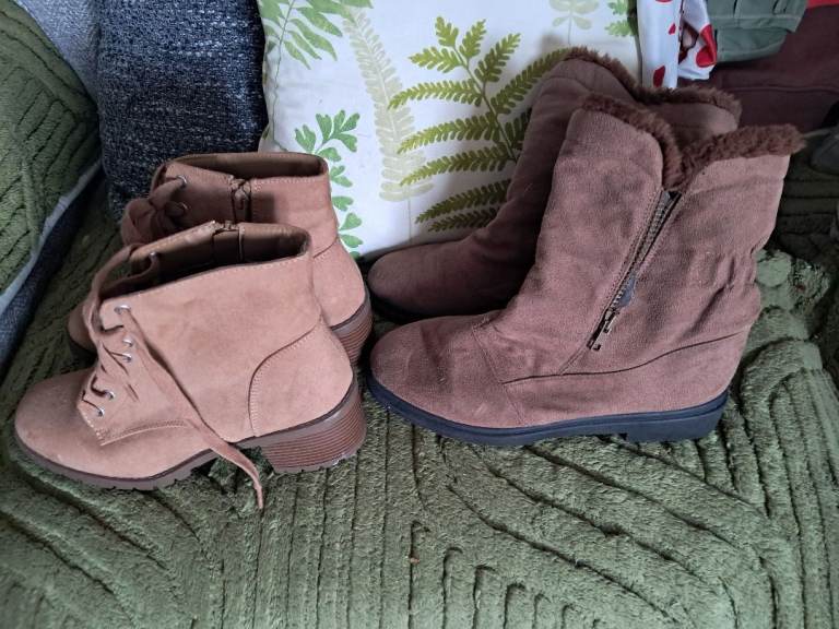 Free 2 pairs of ladies boots size 7
