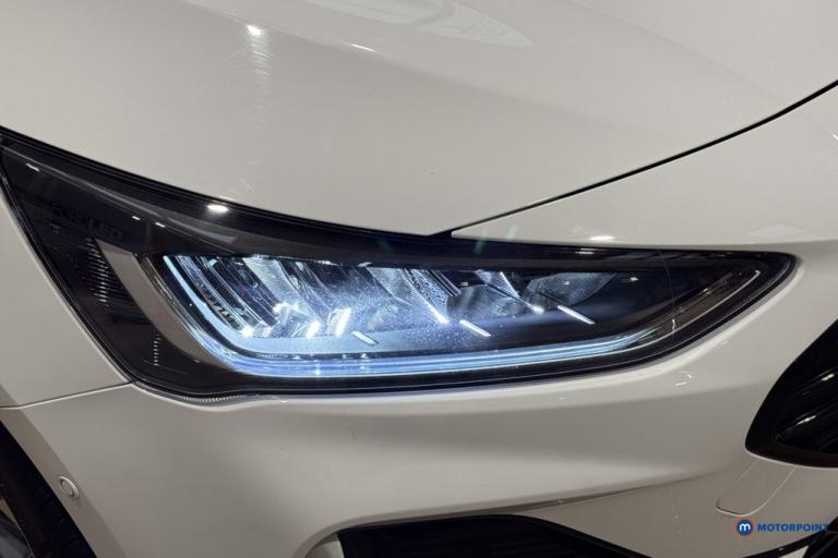 2022 Ford Focus 1.0 EcoBoost Hybrid mHEV 155 ST-Line Vignale 5dr Hatchback Petrol Manual