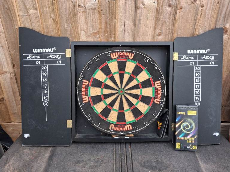 Dartboard Cabinet Set with Darts – Good Condition