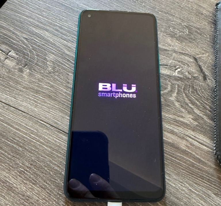 Android Phone - 128gb with SD Slot - £25