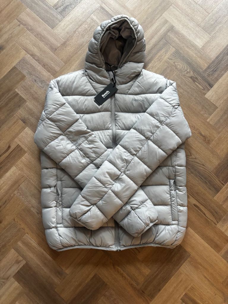 BRAND NEW - Men’s Large Bench Puffer Jacket / Coat