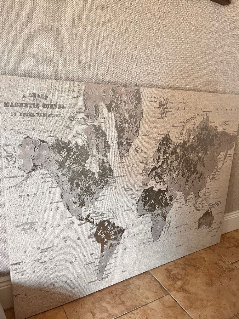 Large world map canvas 