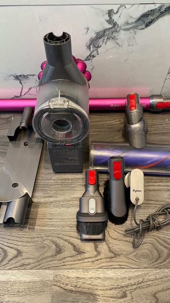 Dyson V7(new battery) Cordless Handheld Vacuum