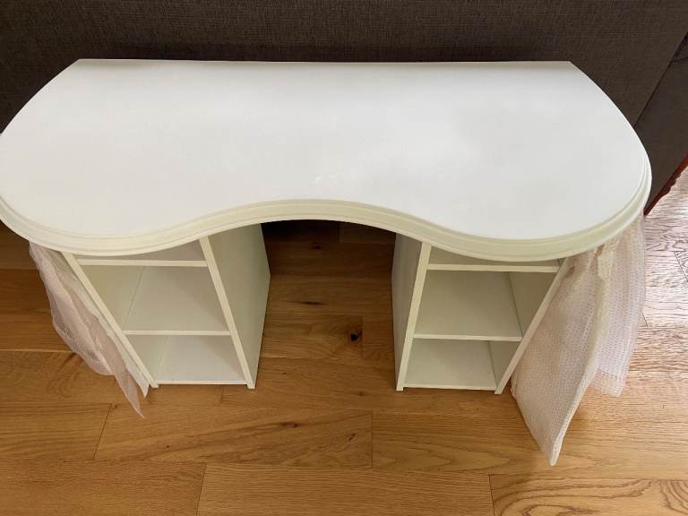 Child’s dressing table (Habitat)